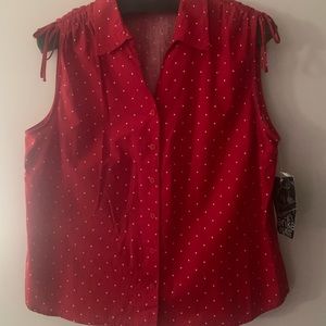 NWT Red Erika Sleeveless Button Down Shirt PXL